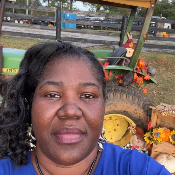 🐝 Live Show with ZeeZee2000! - Picture 5 of 14